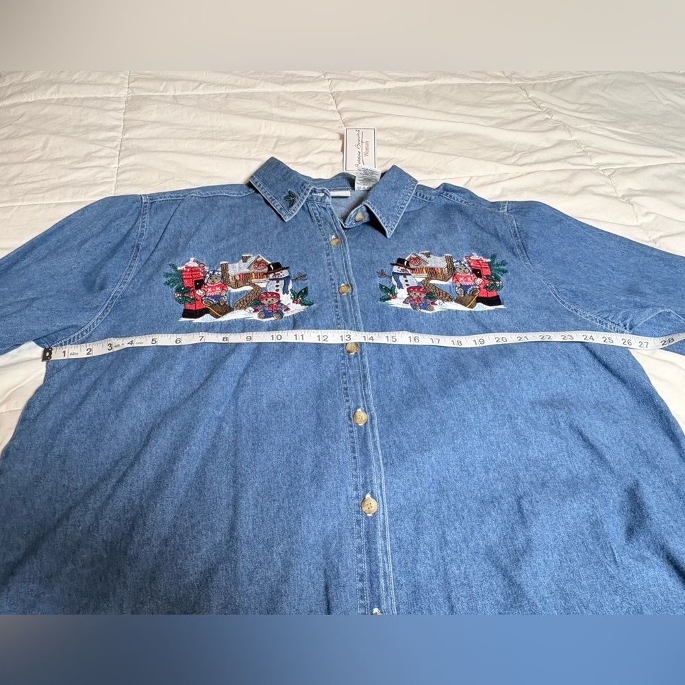 Bobbie Brooks Blue Denim Shirt with Embroidered Christmas Teddy Bears Size 18/20 - Picture 12 of 16